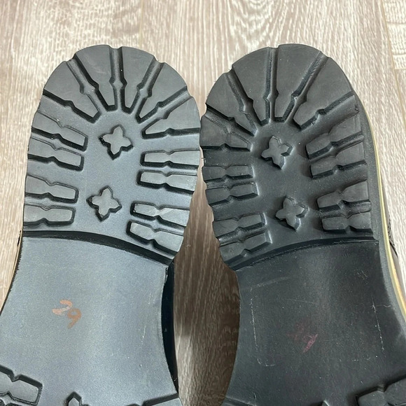 Steve Madden Black Leather Oxfords - Picture 12 of 16